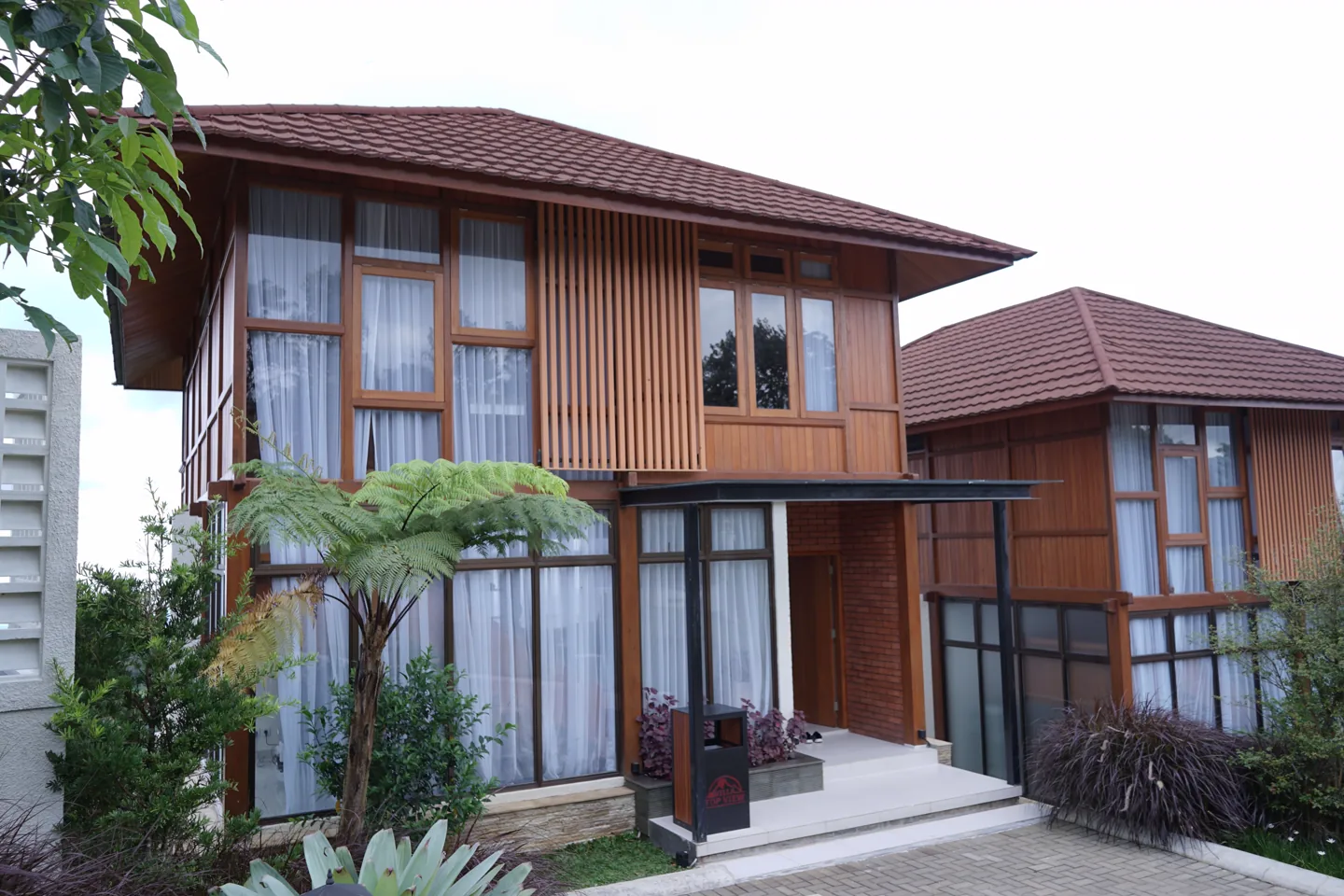 Panoramic 3-Bedroom Mountain View Villa (Villa D · E · F · G · H) — photo 1